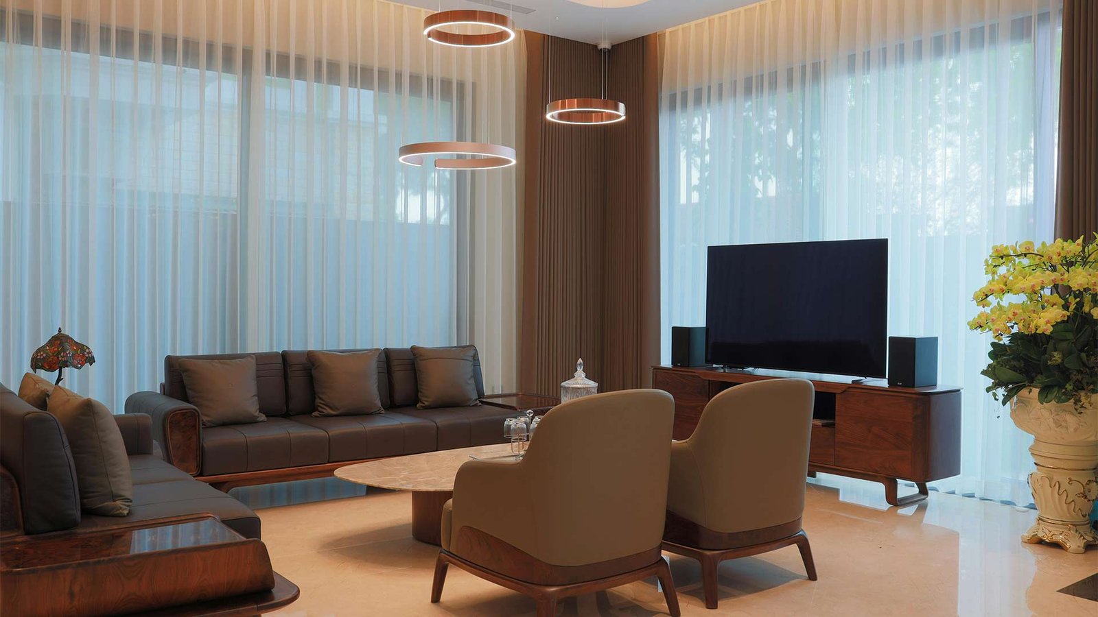 pexels-hson-34538293