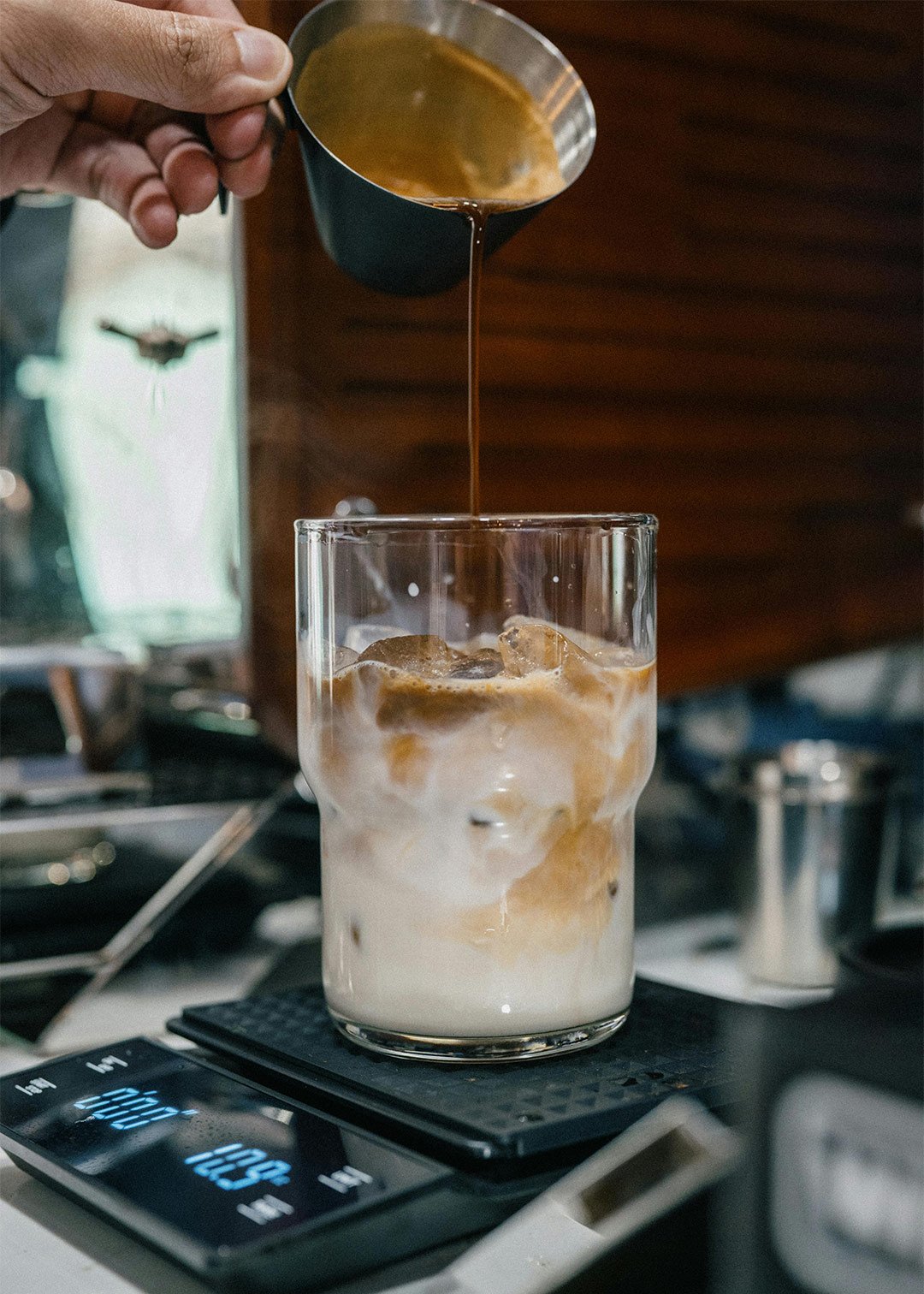 pexels-tonderue-32681655